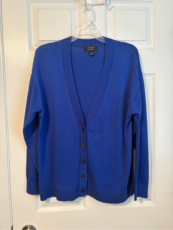 Banana Republic Sweaters - Banana Republic Royal Blue V-Neck Button Cardigan